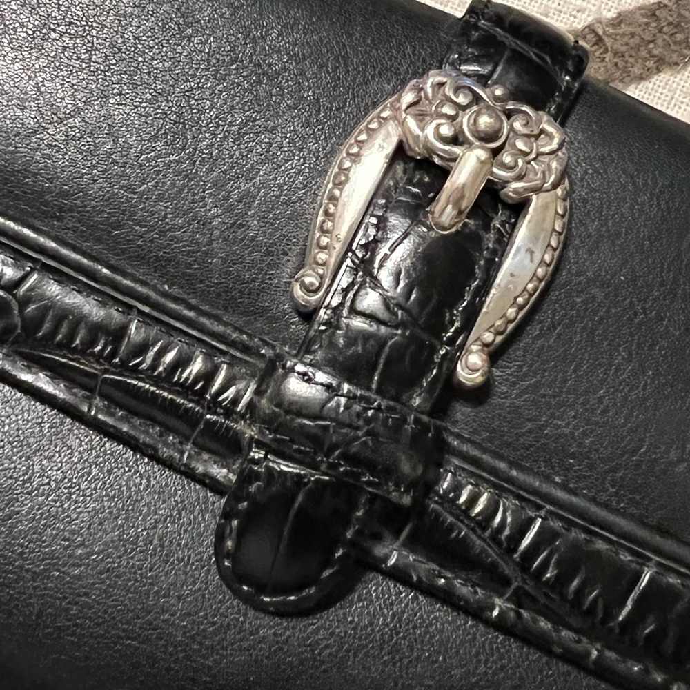 Retro Brighton Large Black Leather Crossbody purse Wallet Buckle Heart Details. - Picture 6 of 16